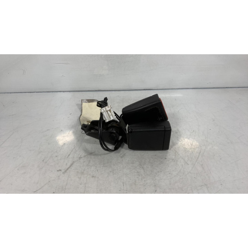 Attache ceinture arriere gauche PEUGEOT 508 1 Photo n°1