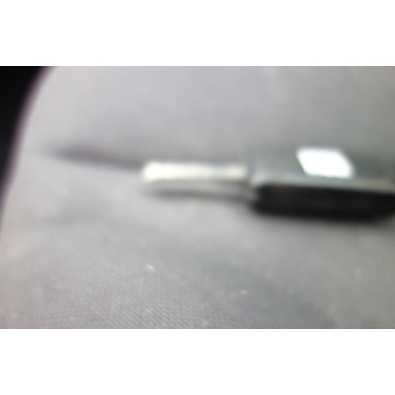 Attache ceinture arriere centrale CITROEN C3 PLURIEL Photo n°10