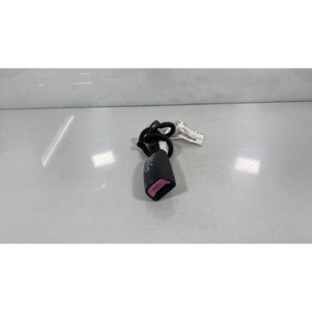 Attache ceinture avant gauche HYUNDAI I 30 1 Photo n°1
