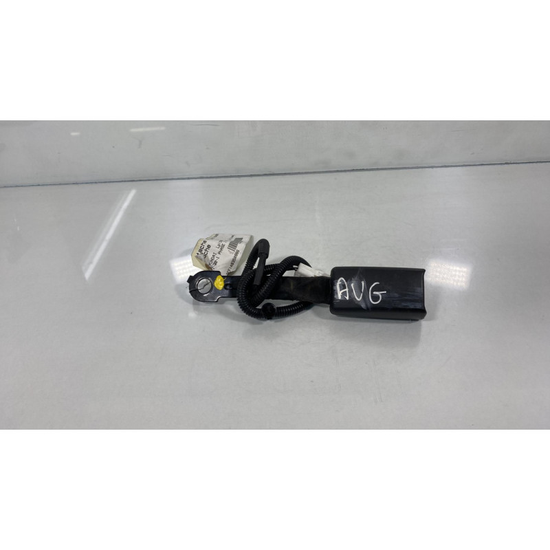 Attache ceinture avant gauche HYUNDAI I 30 1 Photo n°3