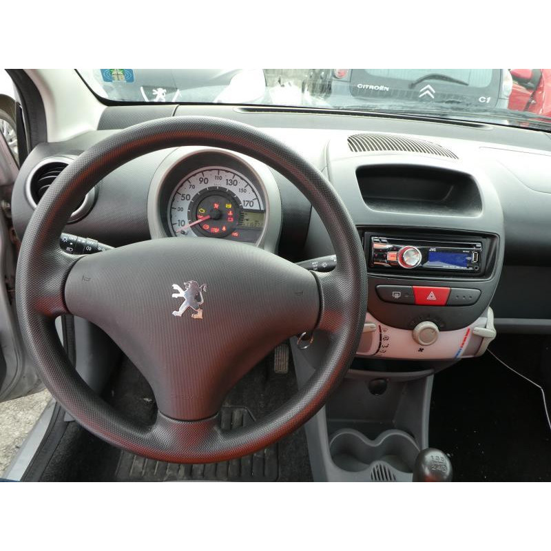 Serrure avant gauche PEUGEOT 107 Photo n°4