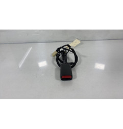 Attache ceinture avant droit TOYOTA YARIS 2