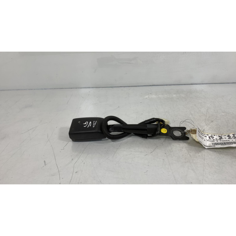 Attache ceinture avant gauche TOYOTA YARIS 2 Photo n°3