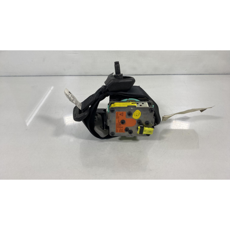Pretensionneur de ceinture avant droit TOYOTA YARIS 2 Photo n°3