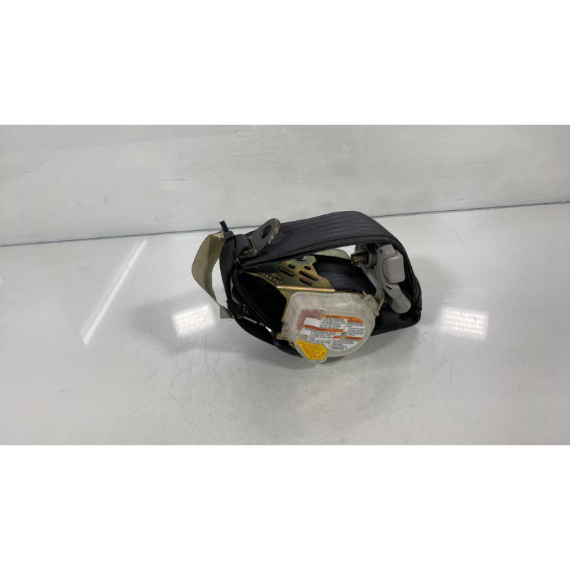 Pretensionneur de ceinture avant droit SUZUKI SWIFT 3 Photo n°2