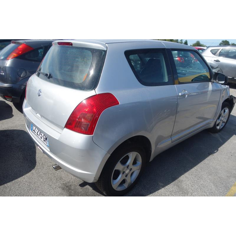 Pretensionneur de ceinture avant droit SUZUKI SWIFT 3 Photo n°6