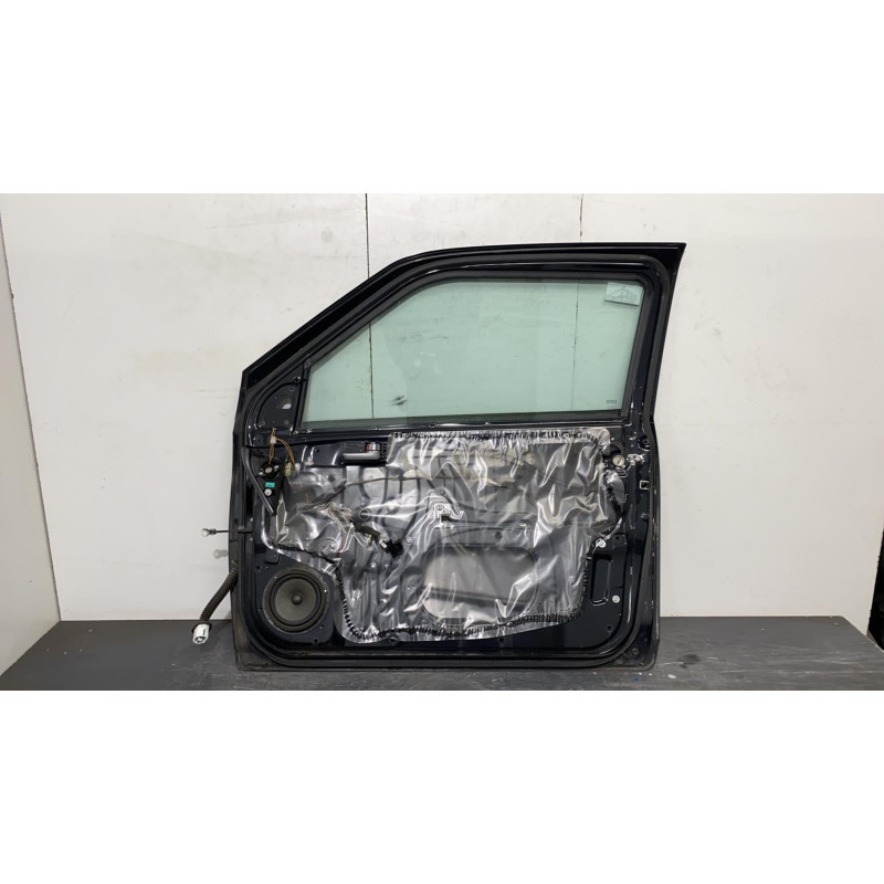 Porte avant droit SUZUKI SWIFT 3 Photo n°1