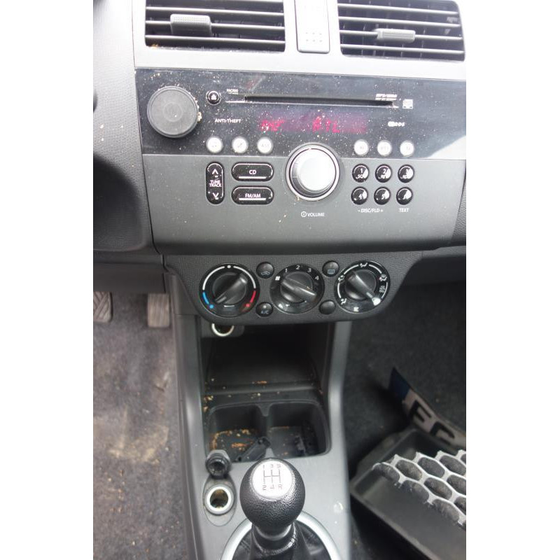 Porte avant droit SUZUKI SWIFT 3 Photo n°5