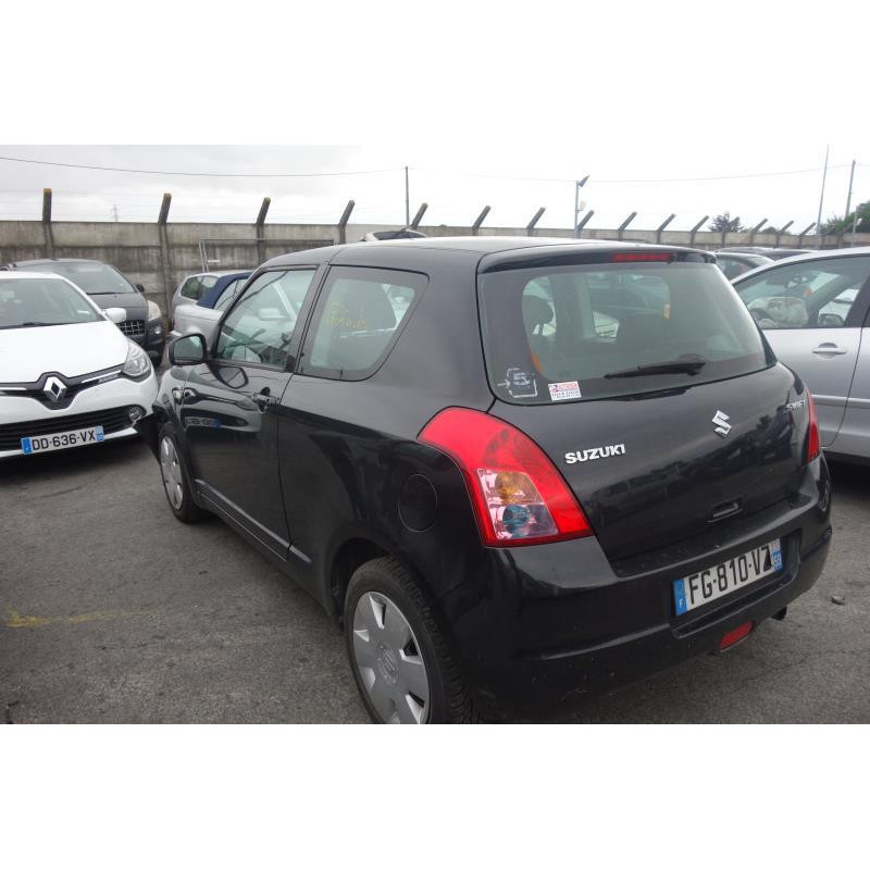 Porte avant droit SUZUKI SWIFT 3 Photo n°13