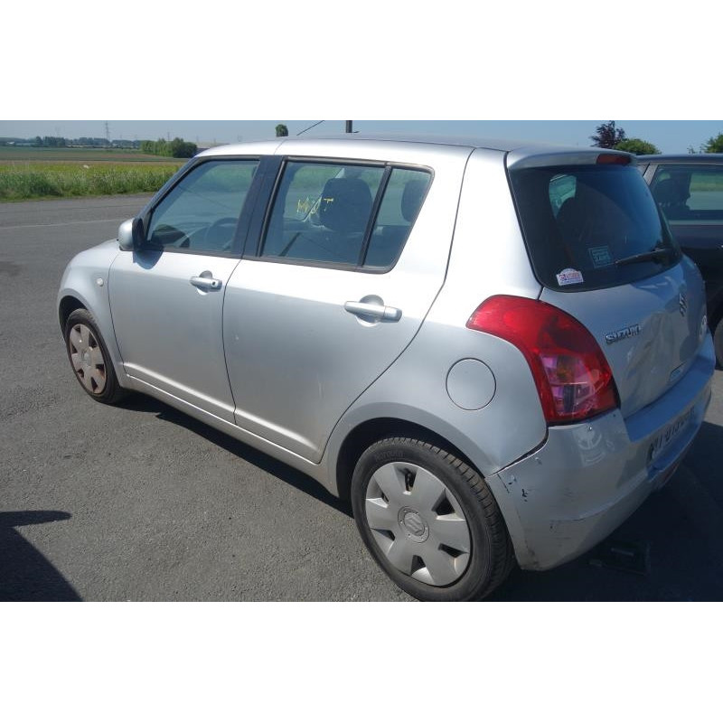 Porte avant gauche SUZUKI SWIFT 3 Photo n°6