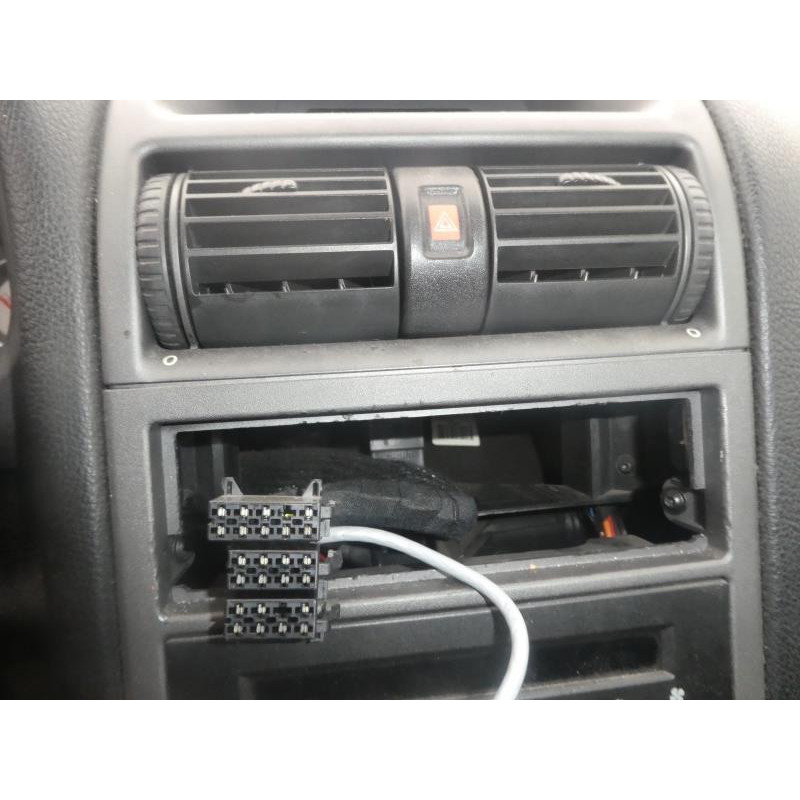 Porte avant droit OPEL ASTRA G Photo n°9
