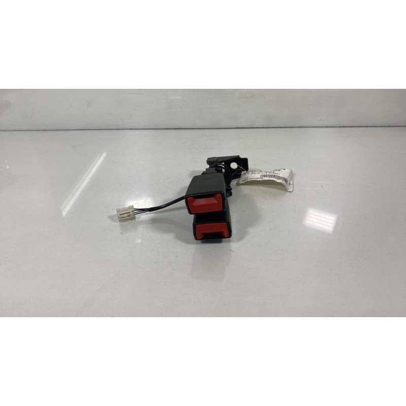 Attache ceinture arriere gauche CITROEN C5 2 Photo n°2