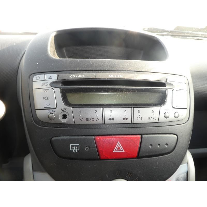 Pretensionneur de ceinture avant gauche CITROEN C1 1 Photo n°8