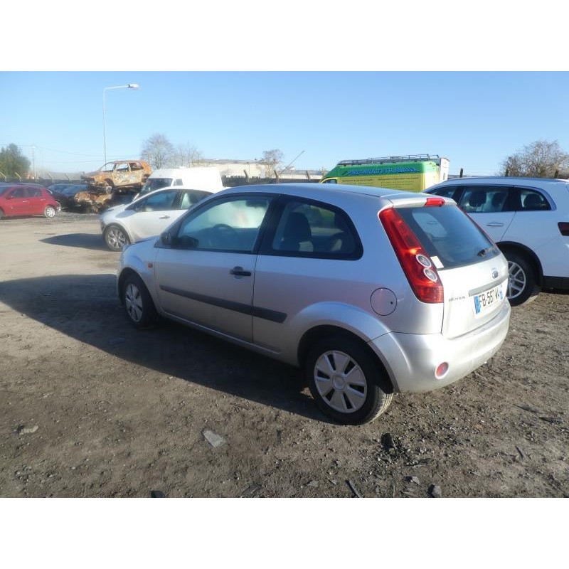 Feu arriere principal droit (feux) FORD FIESTA 5 Photo n°4
