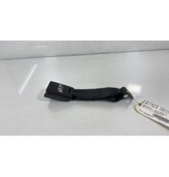 Attache ceinture arriere centrale OPEL AGILA B