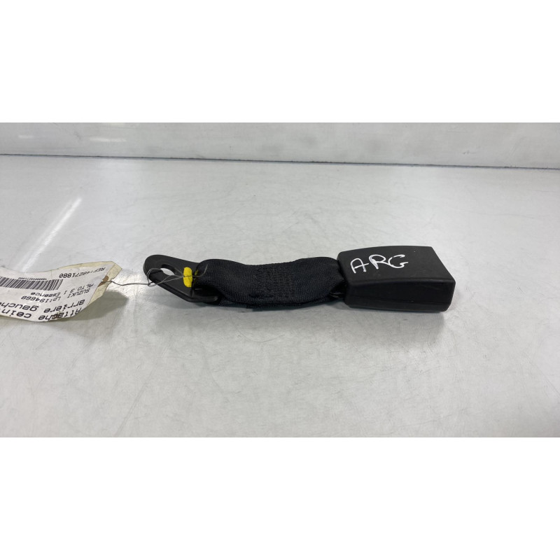 Attache ceinture arriere gauche SUZUKI ALTO 3 Photo n°2
