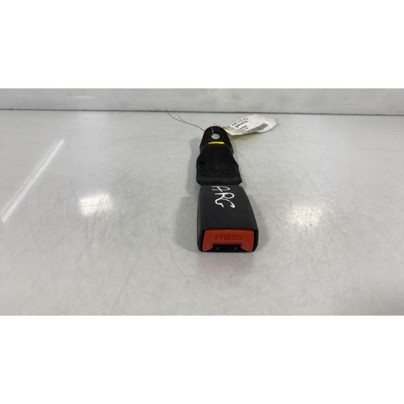 Attache ceinture arriere gauche SUZUKI ALTO 3 Photo n°3