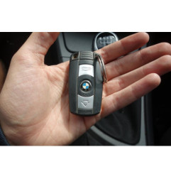 Attache ceinture arriere gauche BMW SERIE 1 E87