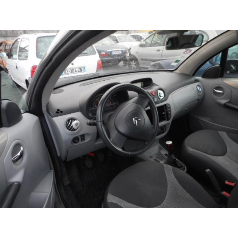 Porte avant droit CITROEN C3 PLURIEL Photo n°9