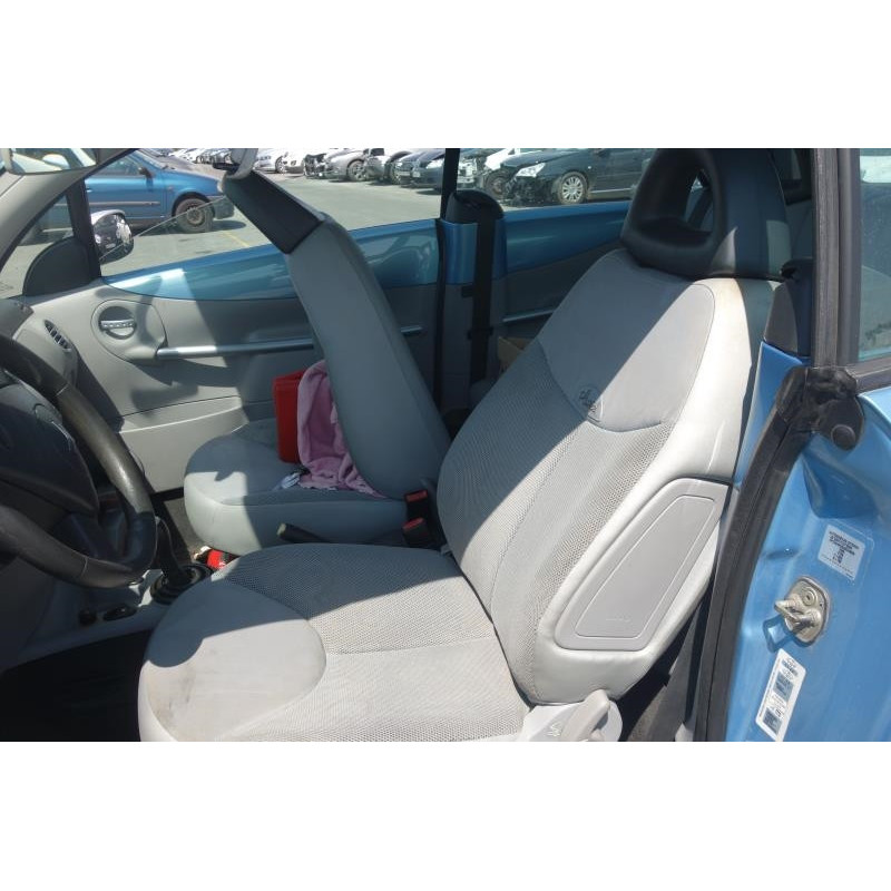 Porte avant droit CITROEN C3 PLURIEL Photo n°8