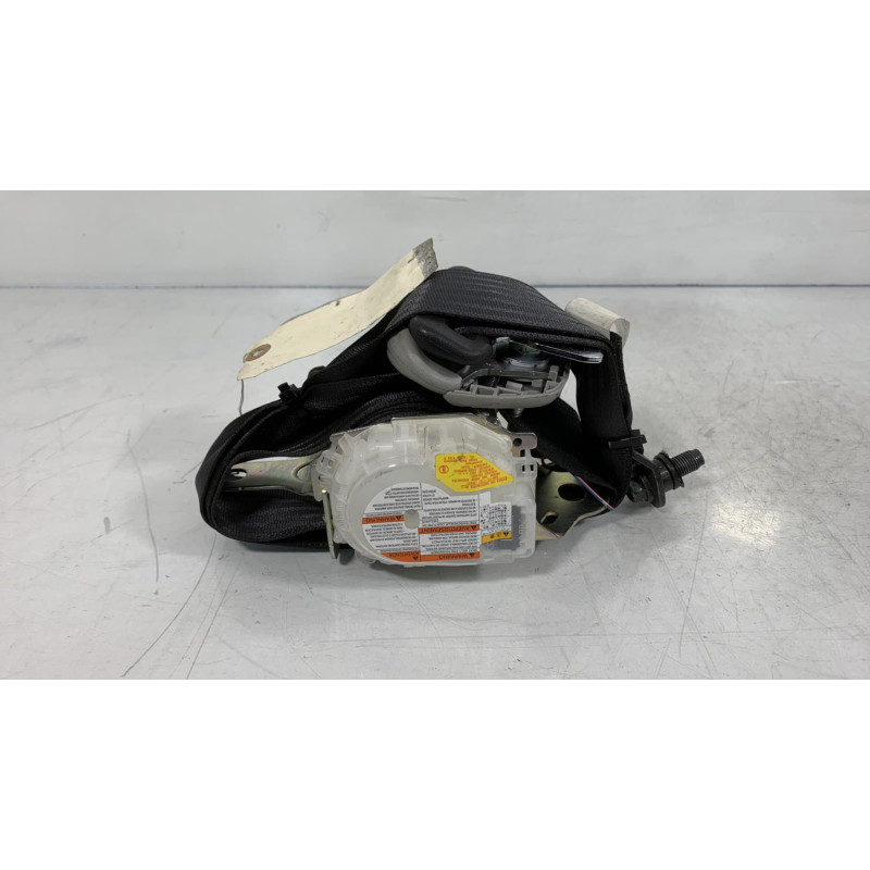 Pretensionneur de ceinture avant droit SUZUKI SWIFT 3 Photo n°1