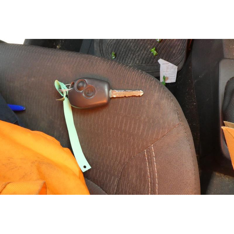 Bouton de warning DACIA LODGY Photo n°6