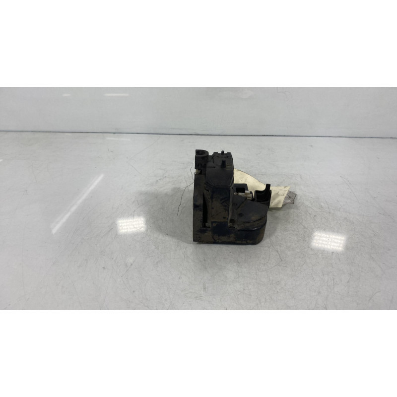 Serrure avant droit RENAULT SCENIC 1 Photo n°3