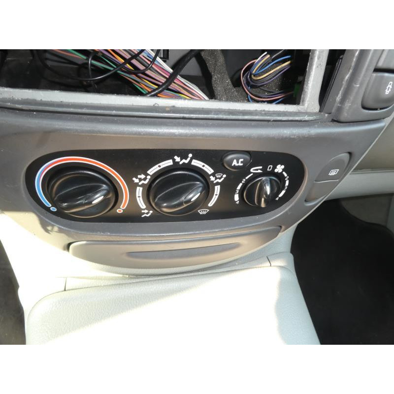Serrure avant droit RENAULT SCENIC 1 Photo n°10