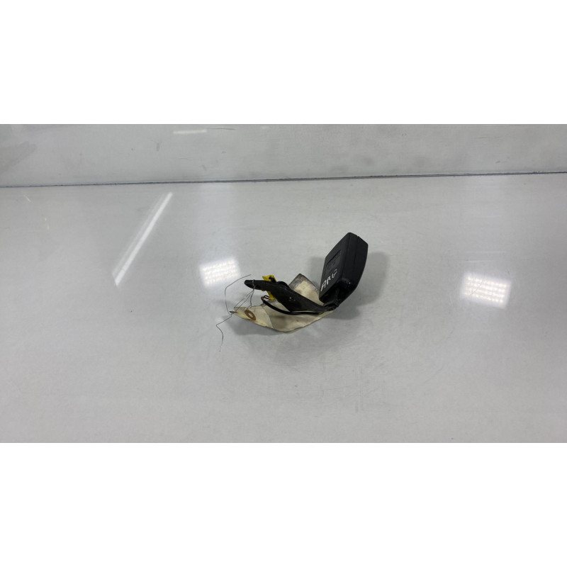 Attache ceinture arriere gauche MERCEDES CLASSE C 204 Photo n°1