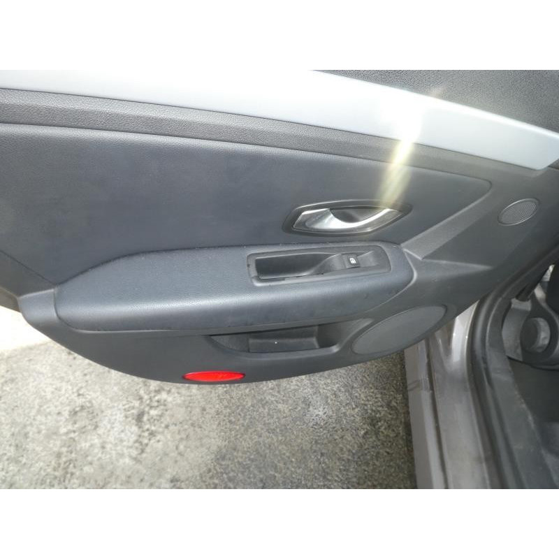 Autoradio d'origine RENAULT LAGUNA 3 Photo n°13