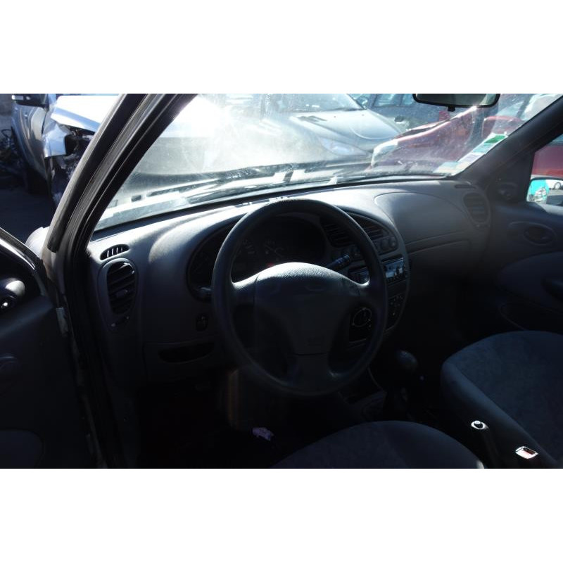 Feu arriere principal droit (feux) FORD FIESTA 4 Photo n°8