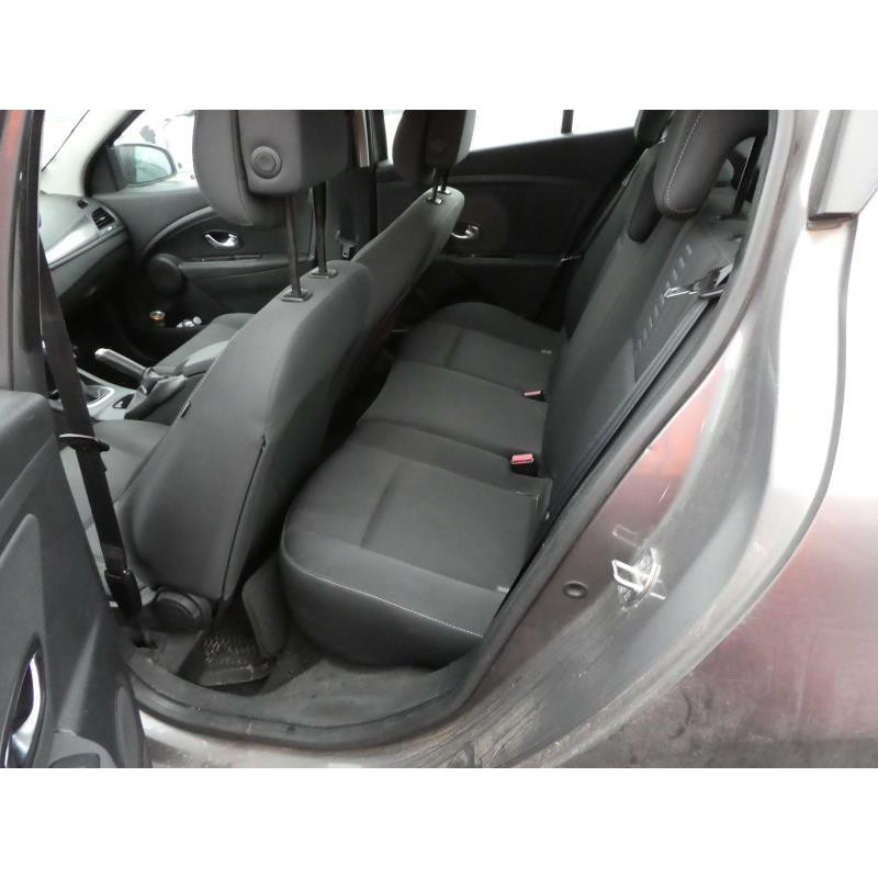 Verin de coffre RENAULT MEGANE 3 Photo n°6