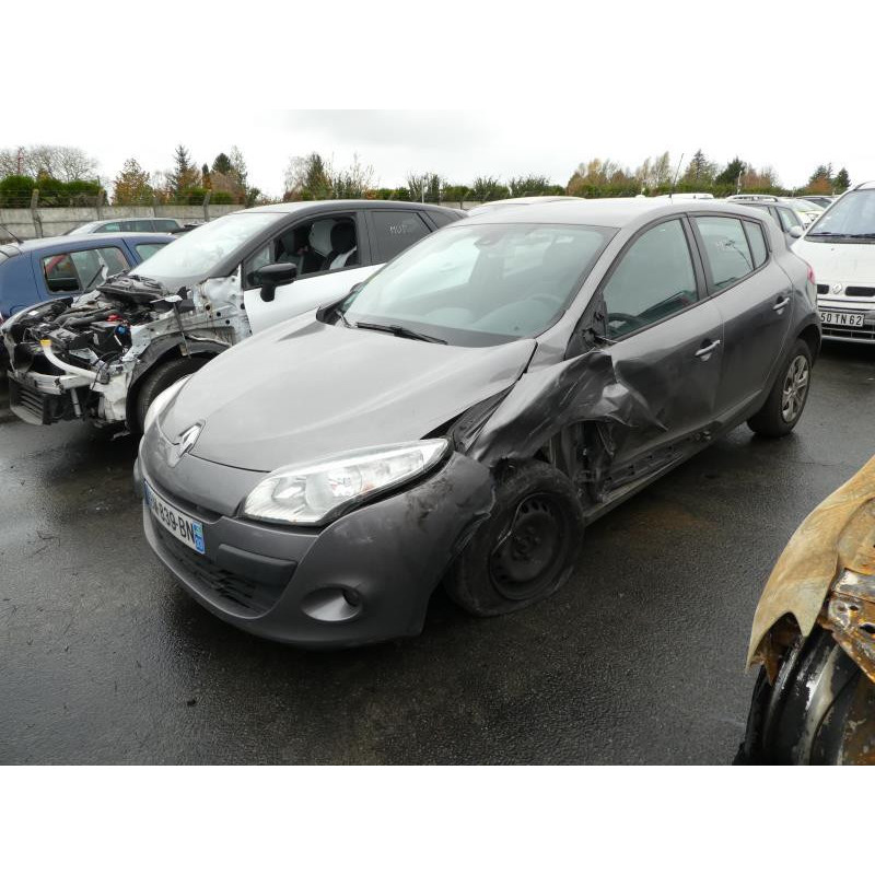 Verin de coffre RENAULT MEGANE 3 Photo n°7