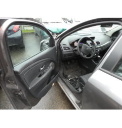 Verin de coffre RENAULT MEGANE 3