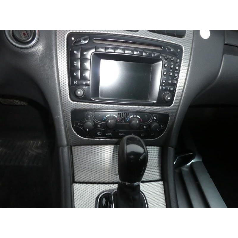 Porte avant droit MERCEDES CLASSE C 203 COUPE SPORT Photo n°12