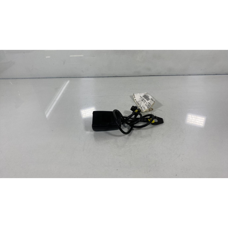 Attache ceinture avant droit MERCEDES CLASSE CLK 208 Photo n°1