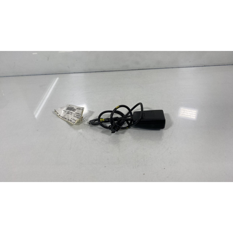Attache ceinture avant droit MERCEDES CLASSE CLK 208 Photo n°3
