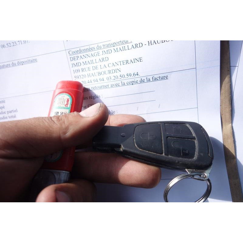 Pretensionneur de ceinture avant droit MERCEDES CLASSE CLK 208 Photo n°6