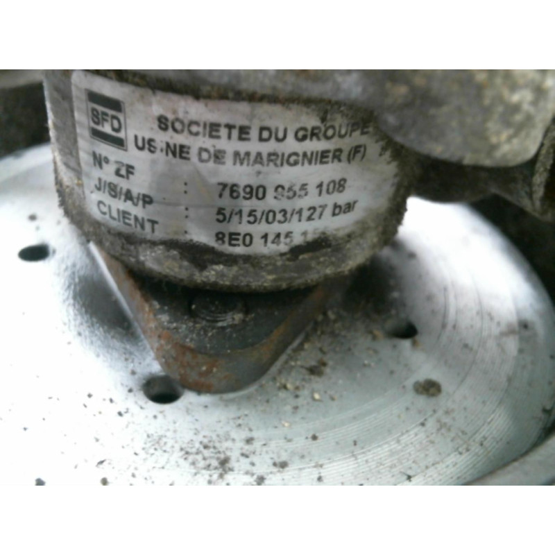 Pompe de direction CITROEN XSARA Photo n°5