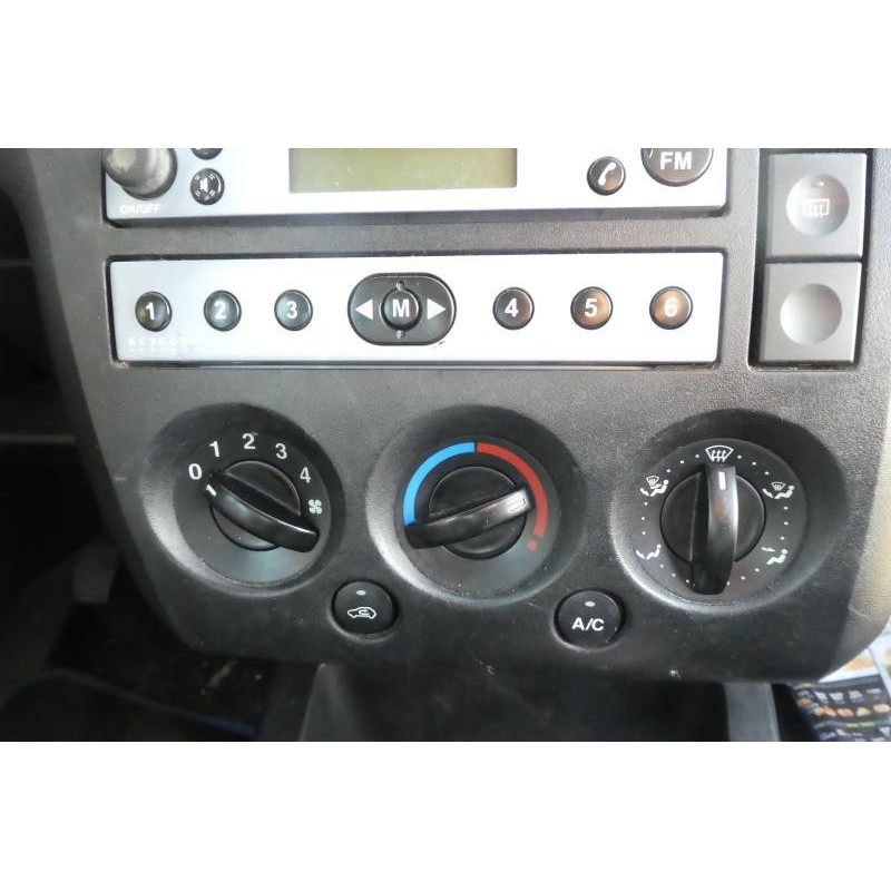 Porte avant droit FORD FIESTA 5 Photo n°5