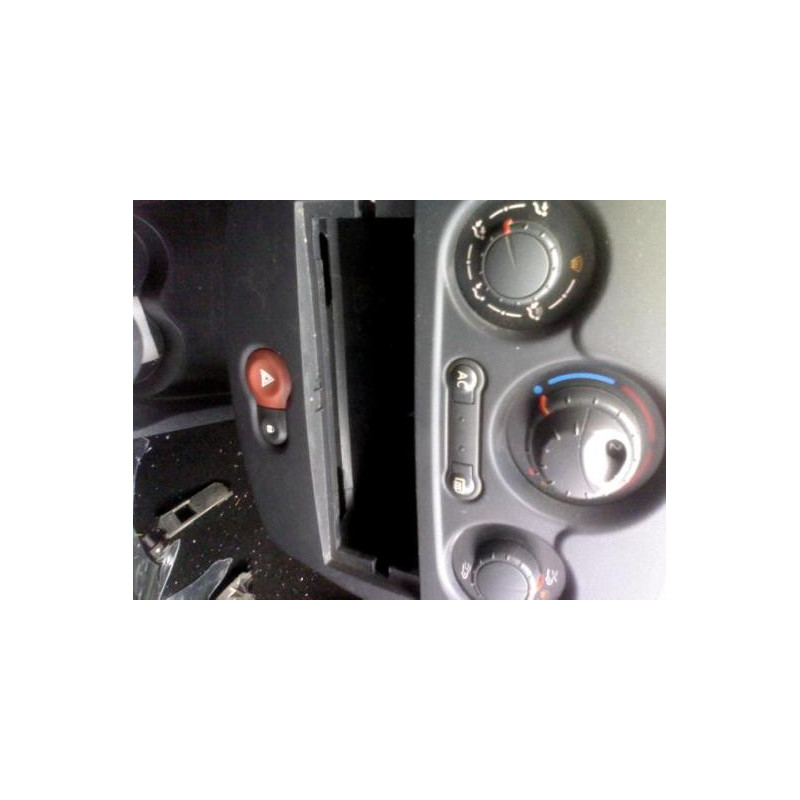 Porte arriere gauche RENAULT CLIO 3 Photo n°5