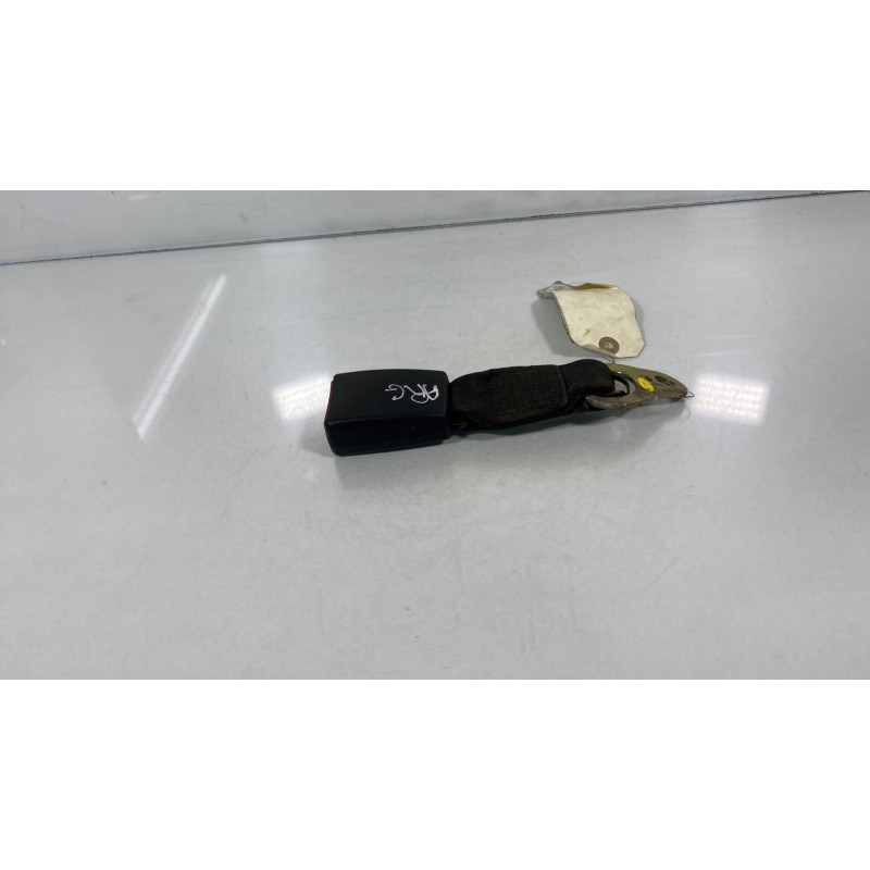 Attache ceinture arriere gauche BMW SERIE 3 E46 Photo n°2