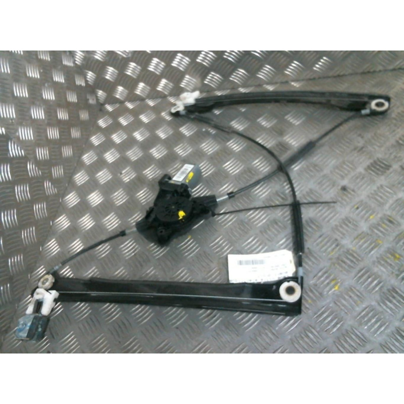 Leve vitre electrique avant droit ALFA ROMEO 159 Photo n°1