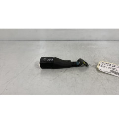 Attache ceinture arriere gauche SUZUKI SWIFT 4