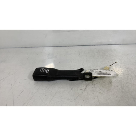 Attache ceinture avant droit SUZUKI SWIFT 4 Photo n°1