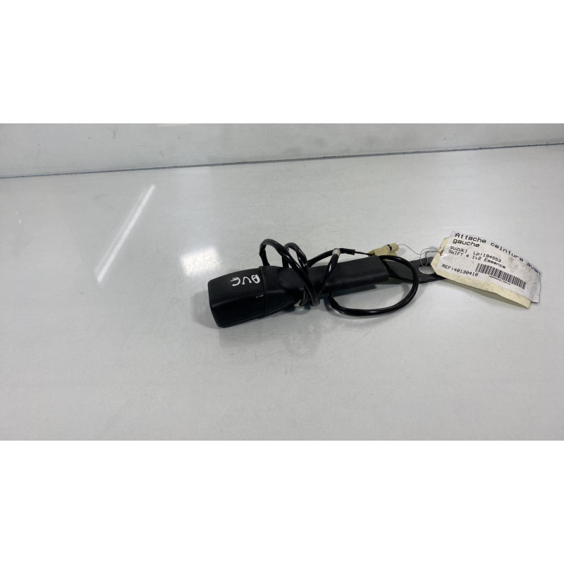 Attache ceinture avant gauche SUZUKI SWIFT 4 Photo n°1
