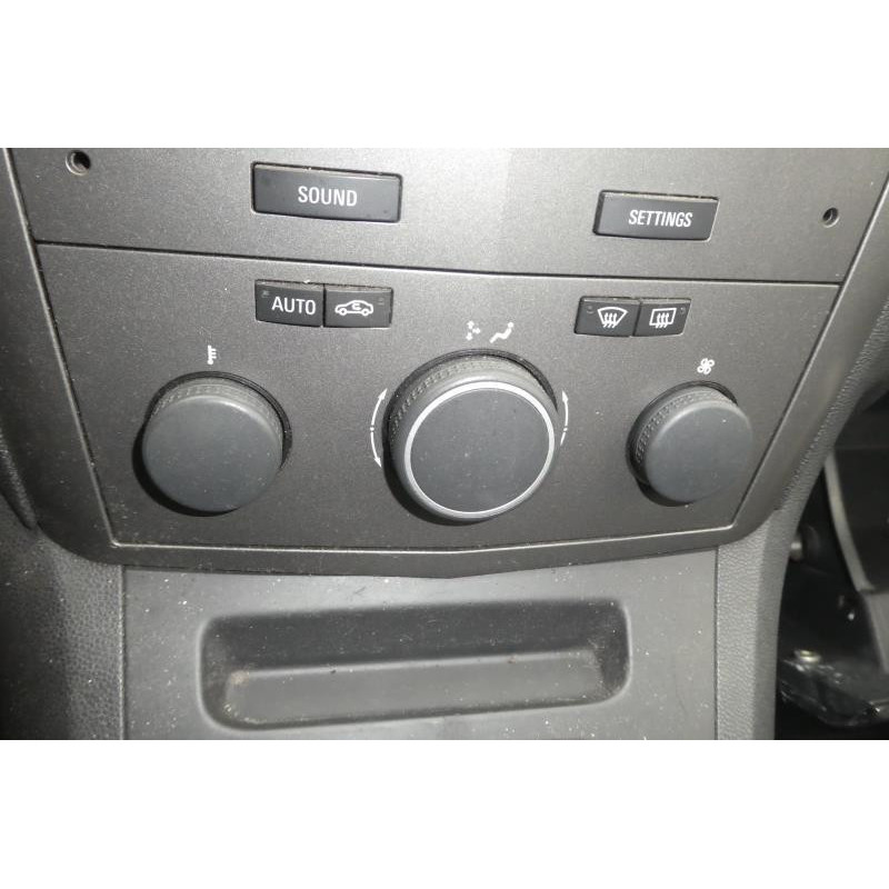 Porte avant gauche OPEL ZAFIRA B Photo n°11