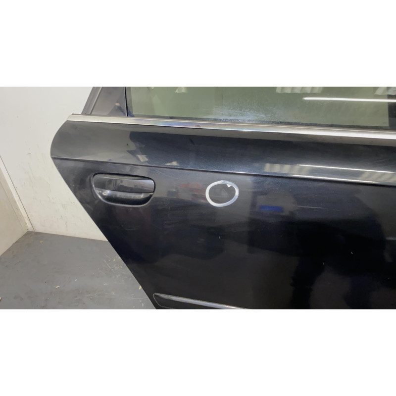 Porte arriere droit AUDI A4 2 Photo n°1