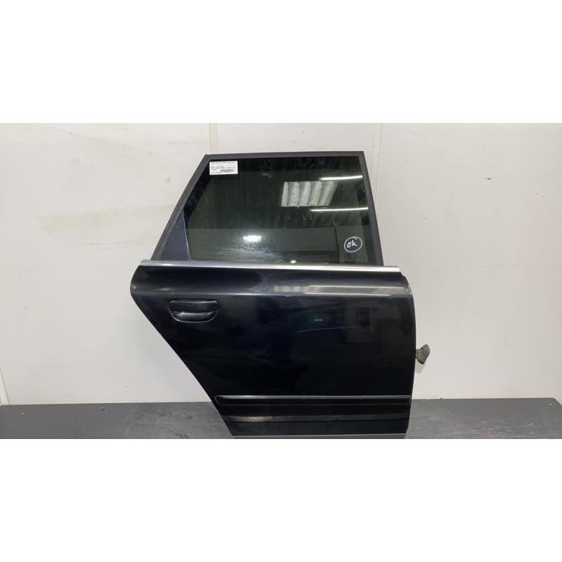 Porte arriere droit AUDI A4 2 Photo n°3