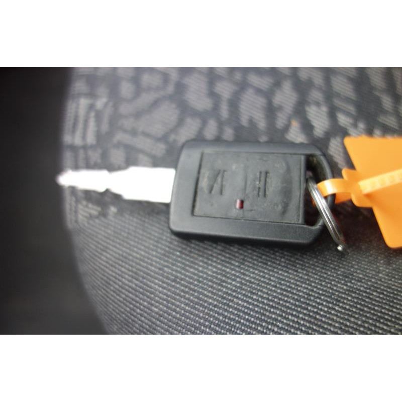 Porte avant droit OPEL CORSA C Photo n°9